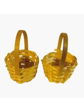 Miniature Woven Basket With Handle 1 inch Dollhouse Easter Lot 2